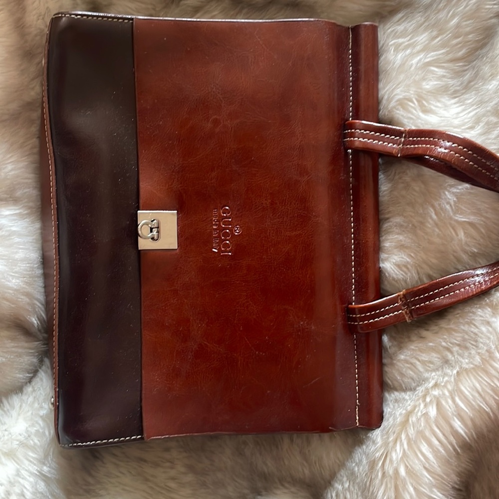 Womens vintage Gucci bag